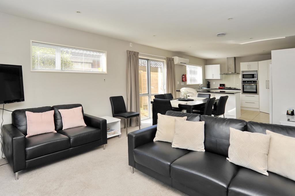 Regents 94B - Christchurch Holiday Homes Экстерьер фото
